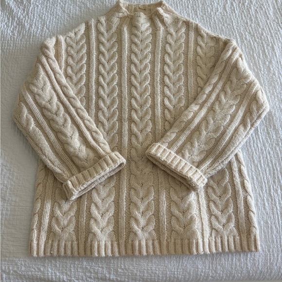 Dynamite Sweaters - Oversized Dynamite Cream Cable Knit Sweater Size Women’s Medium